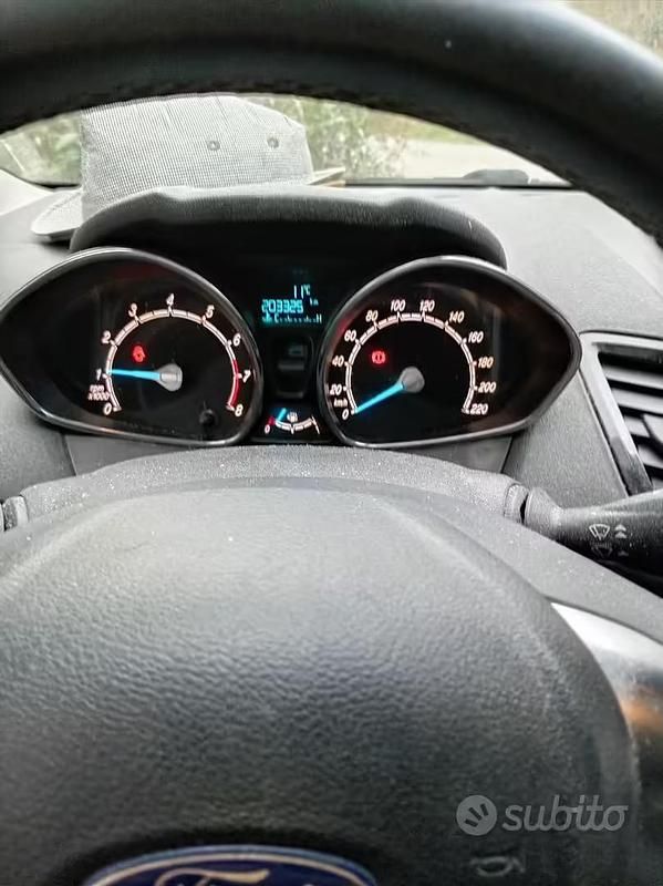 Usata Ford Fiesta Titanium 96 CV (70 kW) 2015 Nero Berlina