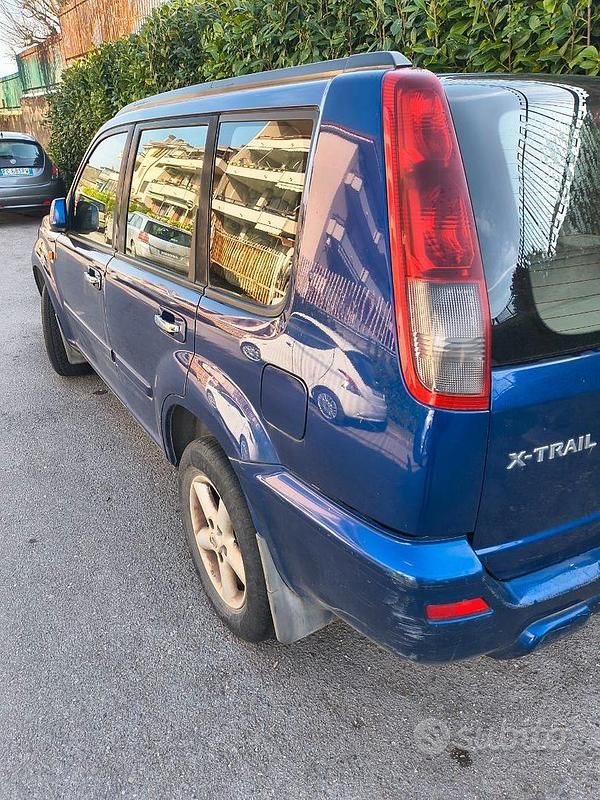 Usata Nissan X-Trail 2003 Blu SUV