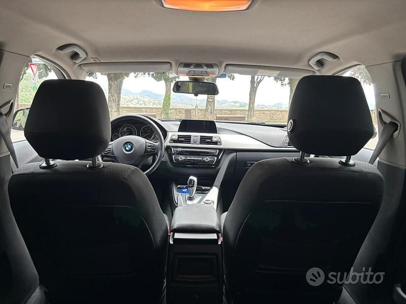 Usata BMW 318 150 CV (110 kW) 2015 Marrone Station wagon