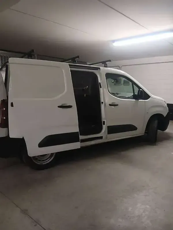 Usata Citroën Berlingo 102 CV (75 kW) 2021 Bianco Monovolume