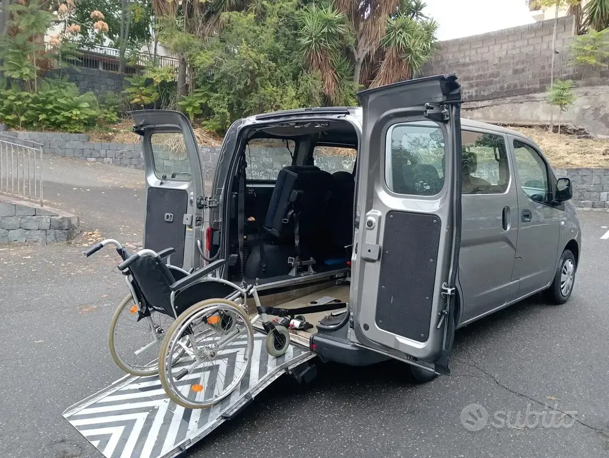 Usata Nissan NV200 86 CV (63 kW) 2011 Monovolume