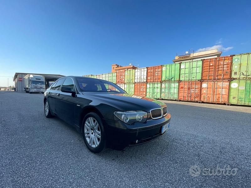Begagnad BMW 730 231 HK (169 kW) 2005 Svart Sedan