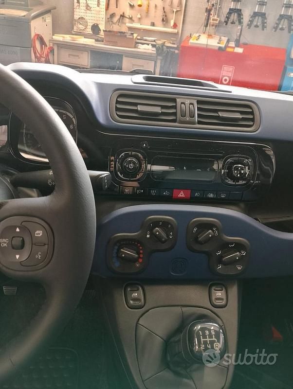 Usata Fiat Panda Easy 2012 Blu Berlina