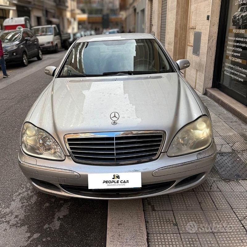 Usata Mercedes S320 204 CV (150 kW) 2003 Grigio Berlina