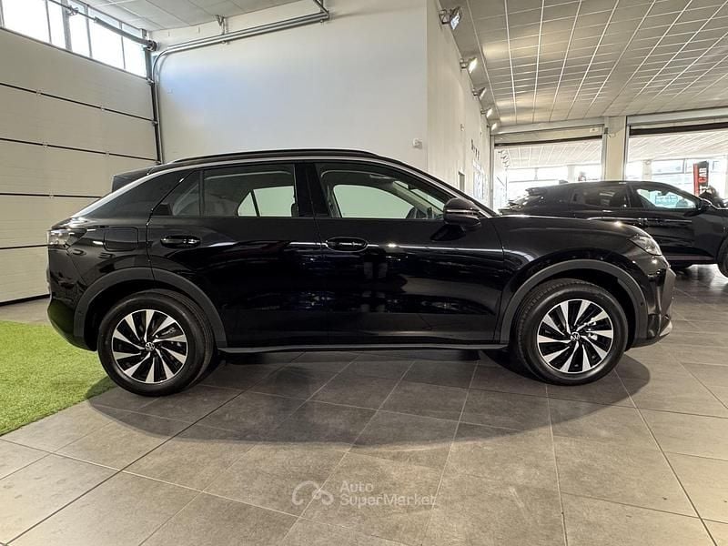 Nuova VW T-Roc Life 116 CV (85 kW) 2026 Nero SUV