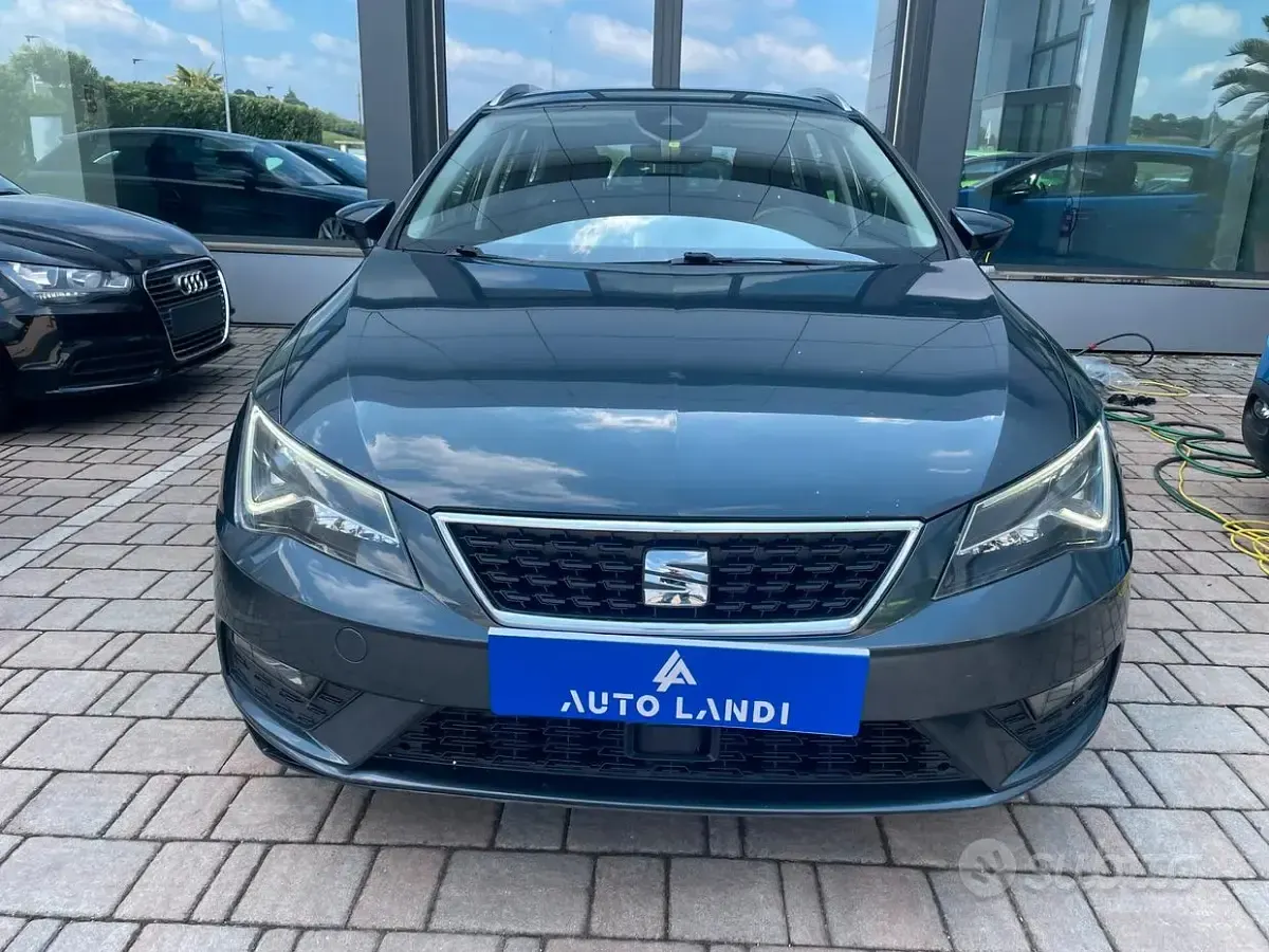 Usata Seat Leon ST Business 131 CV (96 kW) 2019 Bluazzurro Station wagon