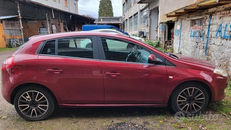 Usata Fiat Bravo Active 120 CV (88 kW) 2008 Rosso Utilitaria