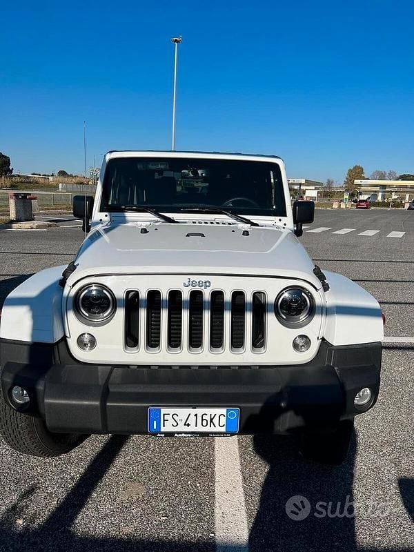 Usata Jeep Wrangler Sahara 199 CV (146 kW) 2018 Bianco SUV