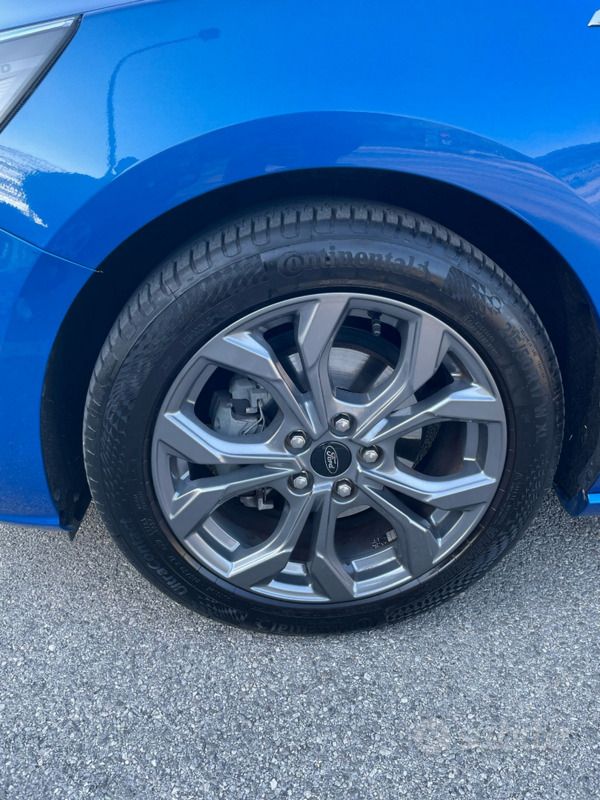 Usata Ford Focus 125 CV (91 kW) 2023 Blu Utilitaria