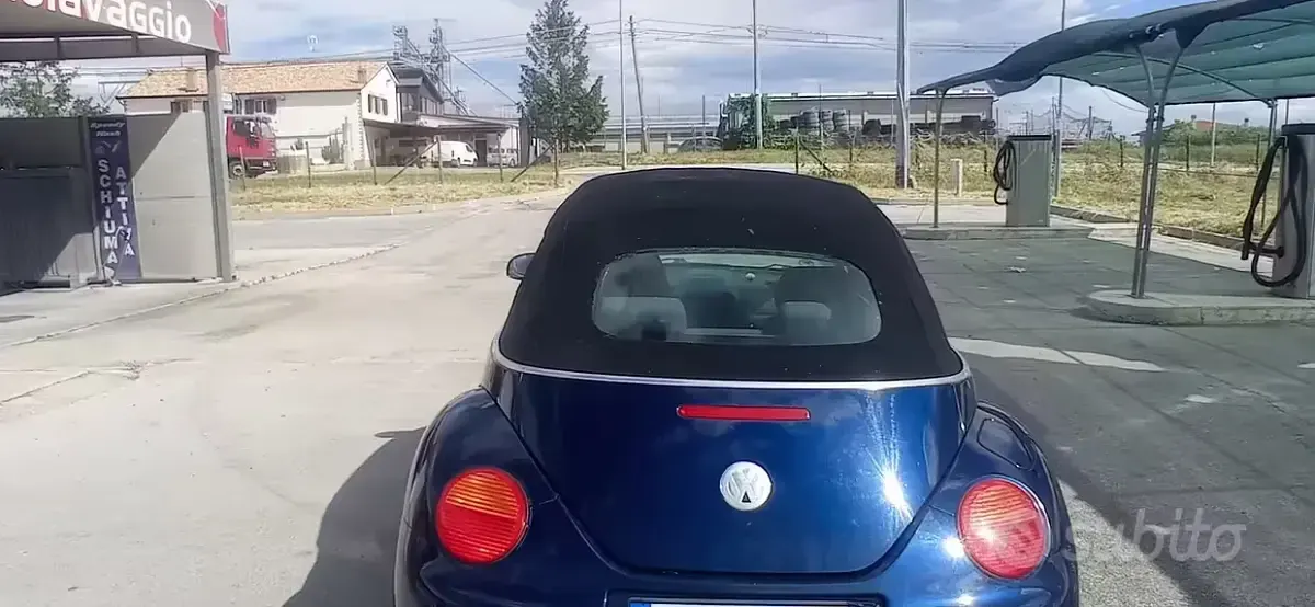Usata VW New Beetle 75 CV (55 kW) 2003 Nero Utilitaria