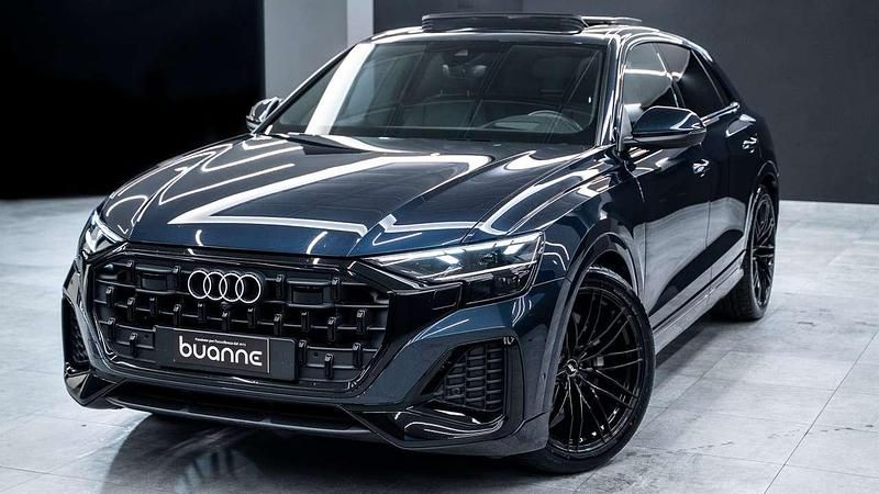 Blu ascari metall perlato Usata 2025 Audi Q8 S-Line SUV | 77.999 € (Buon prezzo) - Immagine 1/4