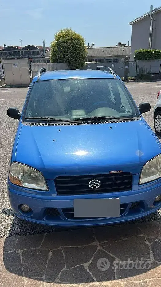 Usata Suzuki Ignis 86 CV (63 kW) 2001 Bluazzurro Utilitaria