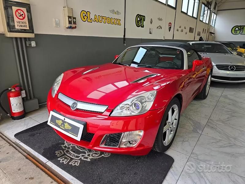 Usata Opel GT 264 CV (194 kW) 2009 Rosso Cabrio
