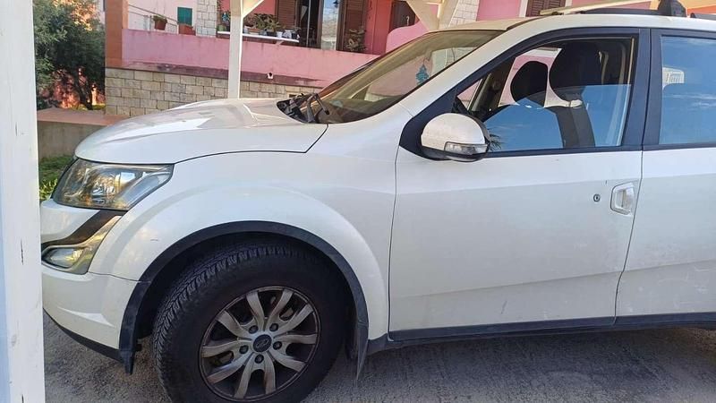 Usata Mahindra XUV500 140 CV (102 kW) 2016 SUV