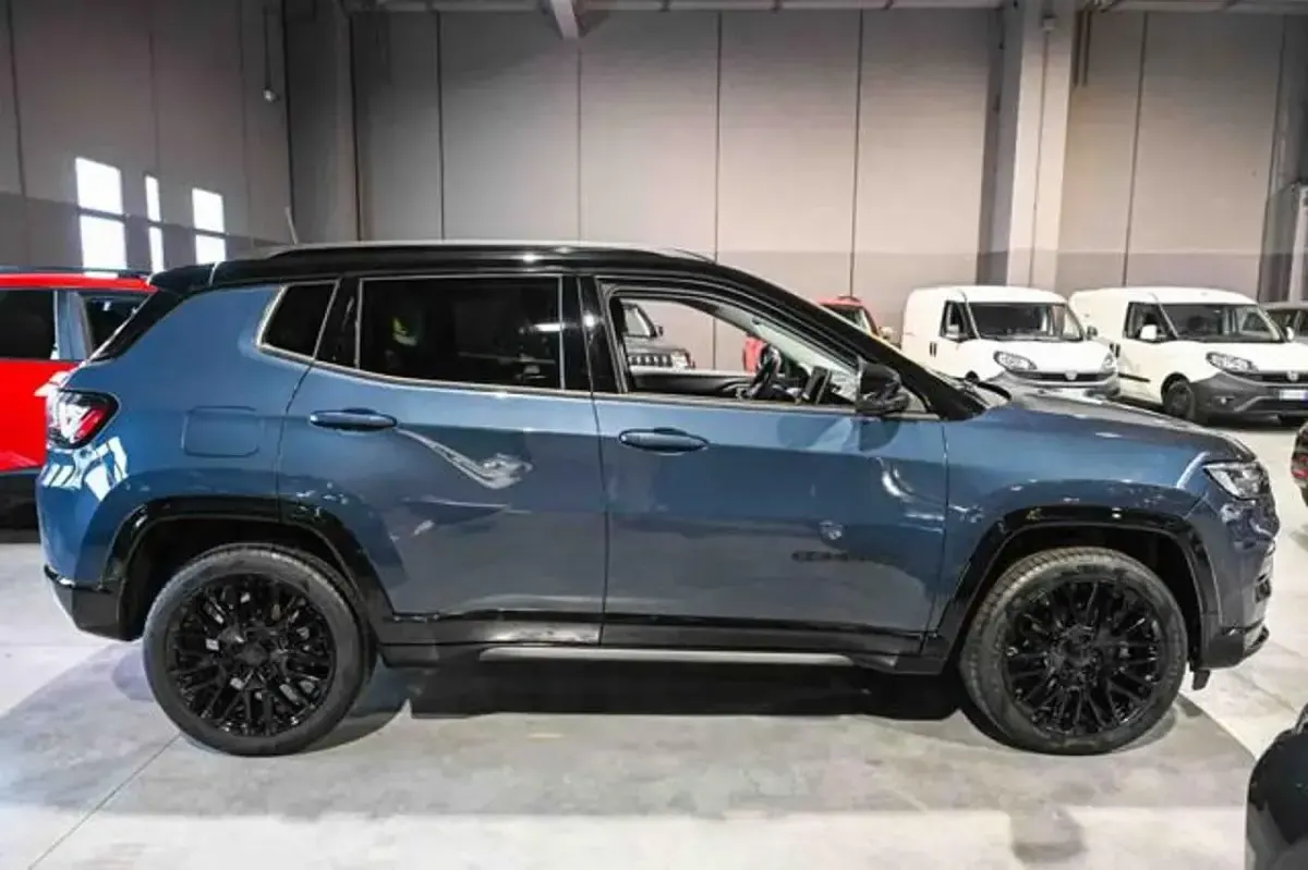 Usata Jeep Compass 131 CV (96 kW) 2023 Blu SUV
