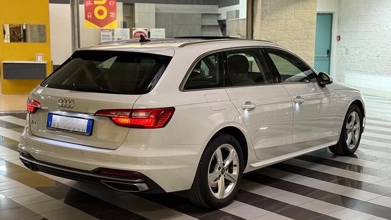 Usata Audi A4 Advanced 163 CV (119 kW) 2021 Bianco Station wagon