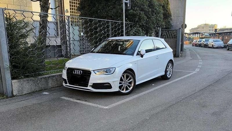 Usata Audi A3 S-Line 110 CV (80 kW) 2015 Berlina
