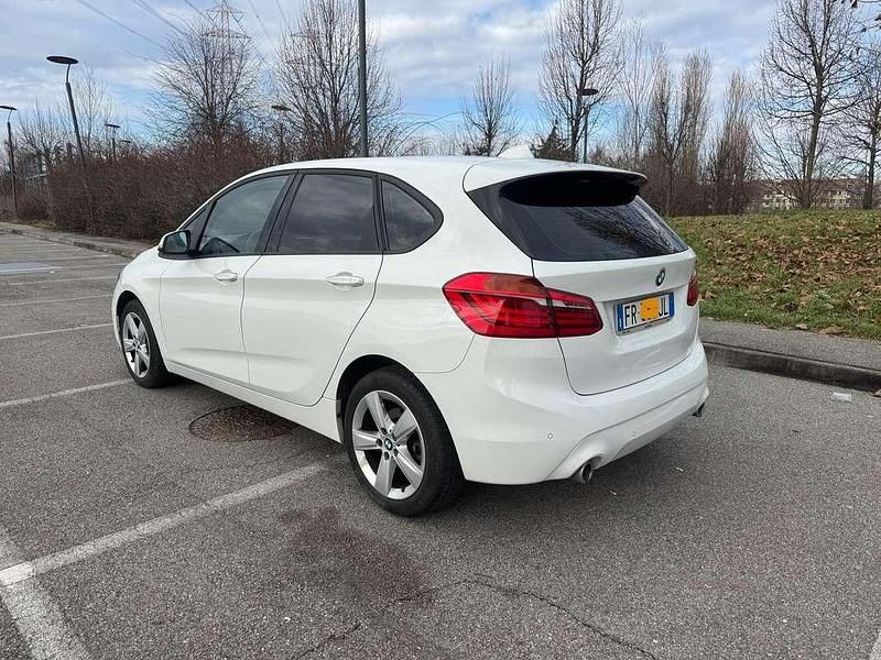 Usata BMW 218 Active Tourer Advantage 150 CV (110 kW) 2018 Bianco Monovolume