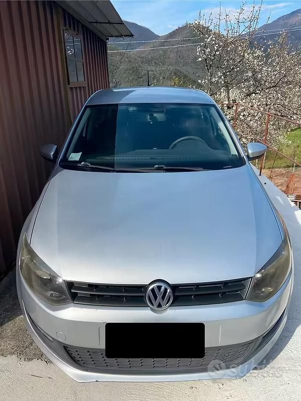 Usata VW Polo 60 CV (44 kW) 2011 Grigio Utilitaria