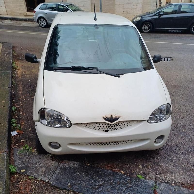Usata Chatenet CH26 2007 Bianco Utilitaria