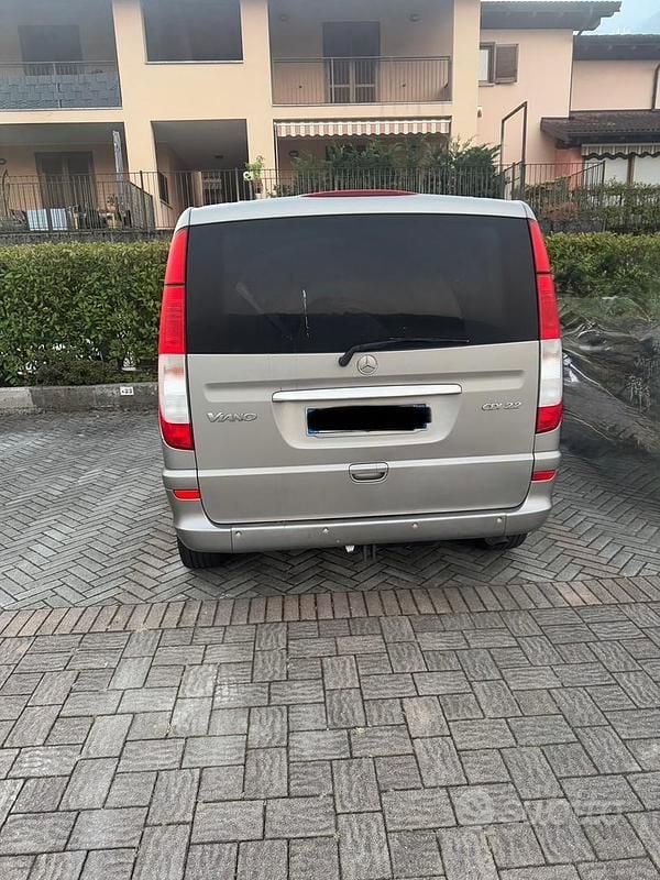 Usata Mercedes Viano 115 CV (84 kW) 2008 Monovolume