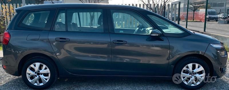 Usata Citroën Grand C4 Picasso Exclusive 120 CV (88 kW) 2016 Grigio Monovolume