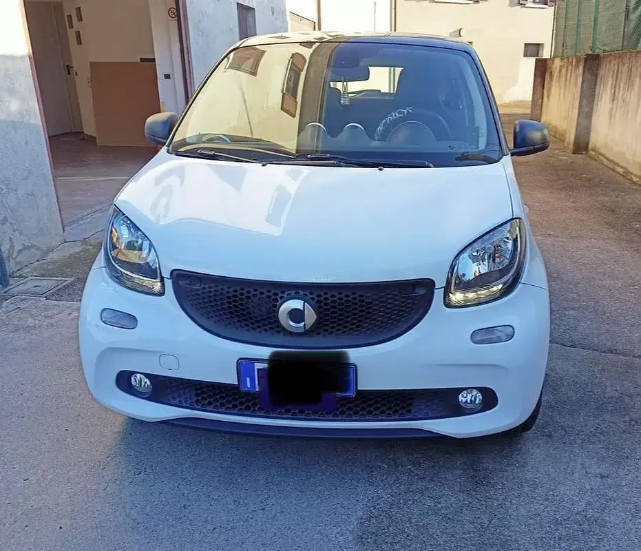 Usata Smart ForFour Passion 71 CV (52 kW) 2016 Utilitaria