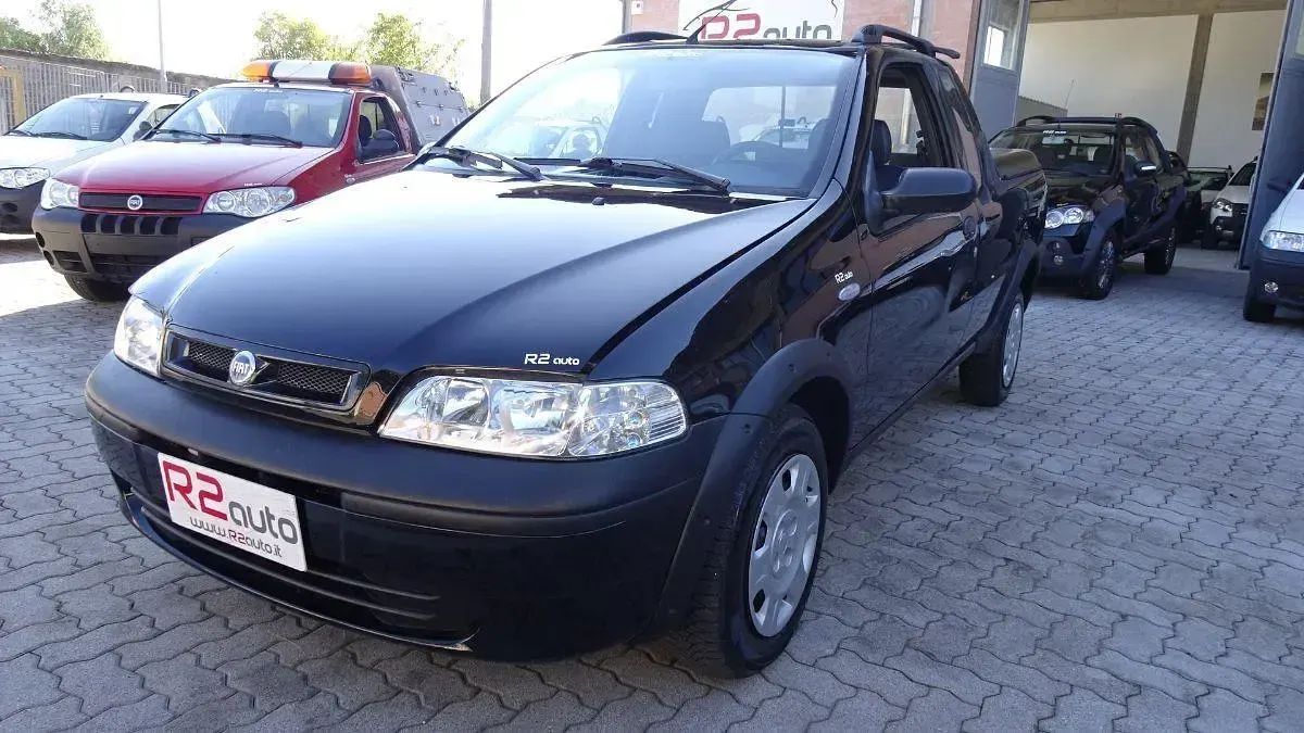 Usata Fiat Fiorino 85 CV (62 kW) 2006 Nero Monovolume