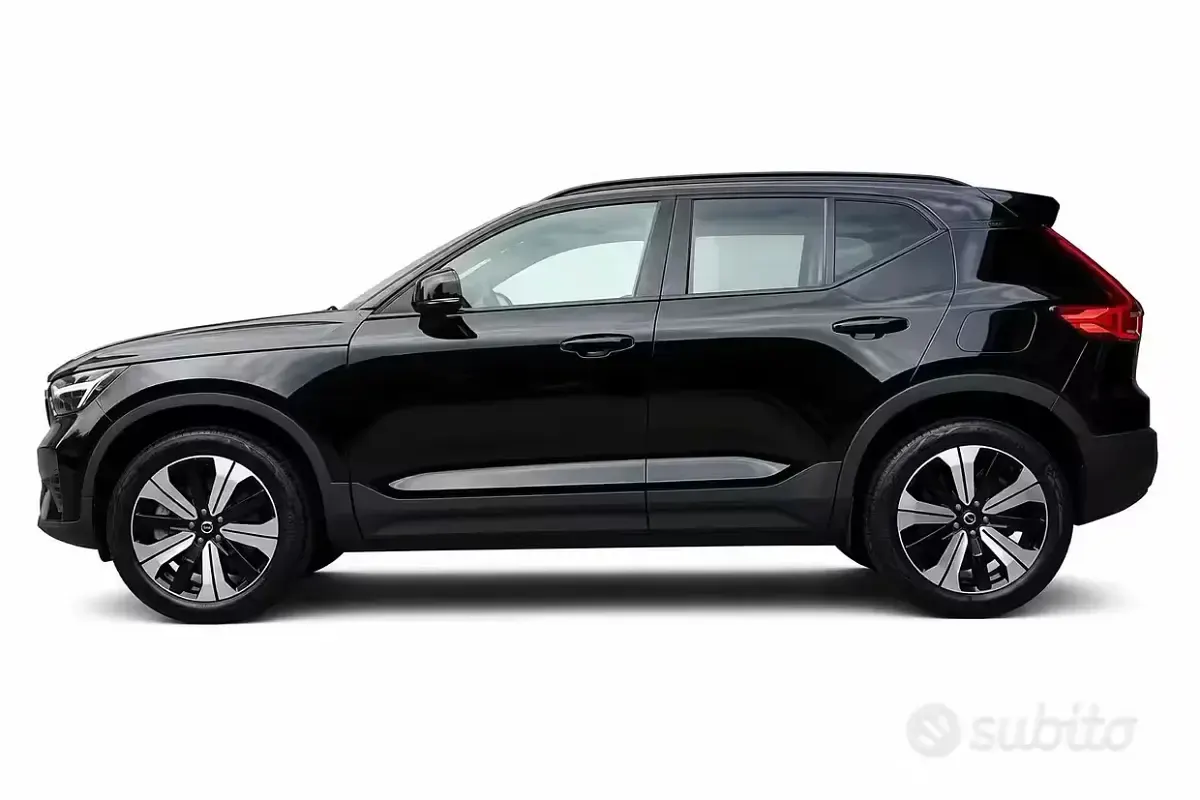 Usata Volvo XC40 Core 80 kW (109 CV) 2023 SUV