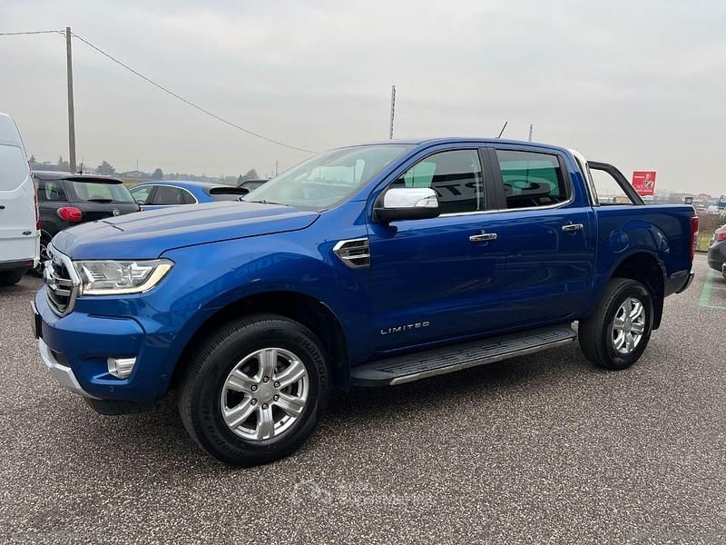 Usata Ford Ranger Limited 170 CV (125 kW) 2020 Lightning blue (metallic) Pick-up