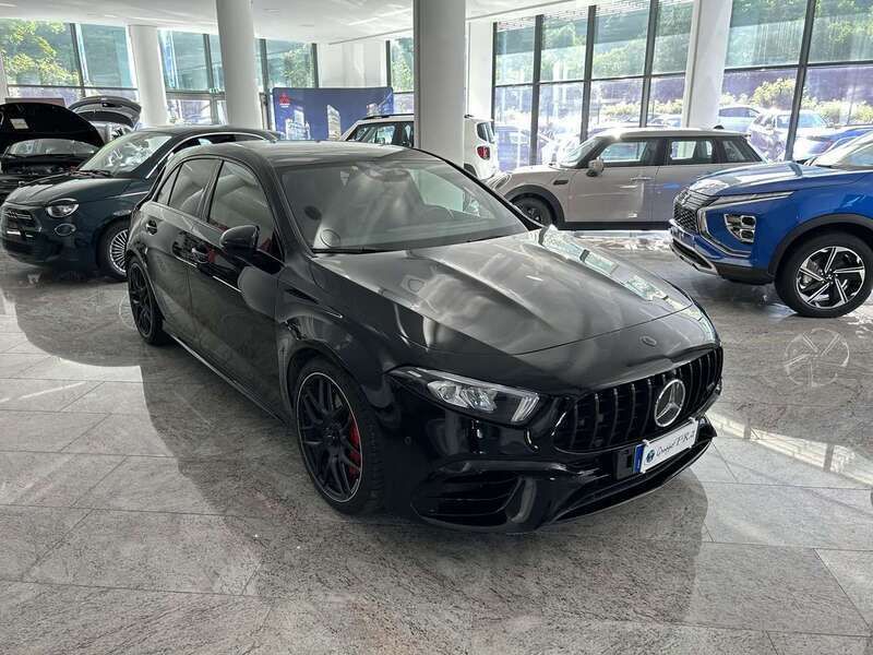 Nero Usata 2021 Mercedes A45 AMG AMG Tre volumi | 35.737 € (Super prezzo) - Immagine 1/4
