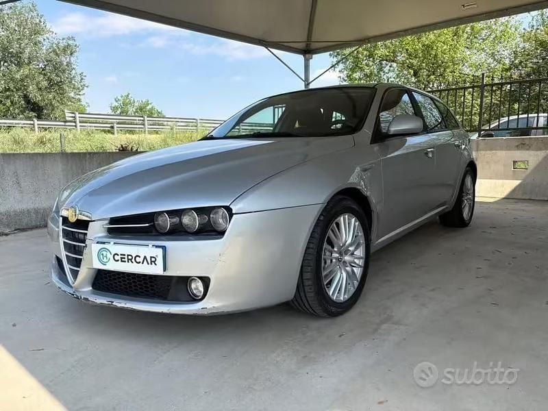 Usata Alfa Romeo 159 150 CV (110 kW) 2009 Grigio Station wagon