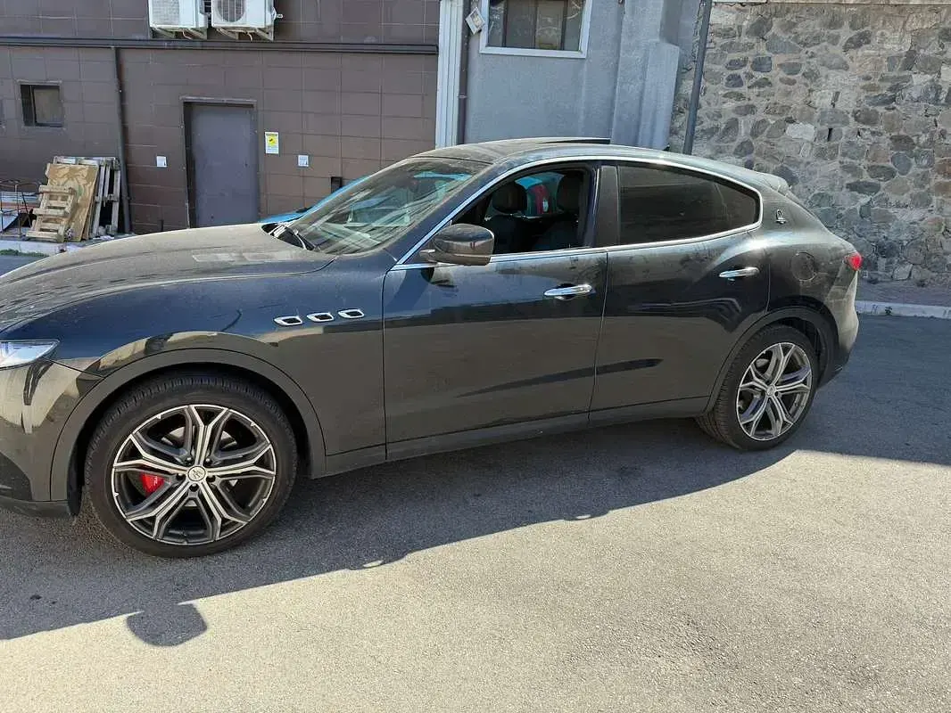 Usata Maserati Levante GranLusso 250 CV (183 kW) 2020 SUV
