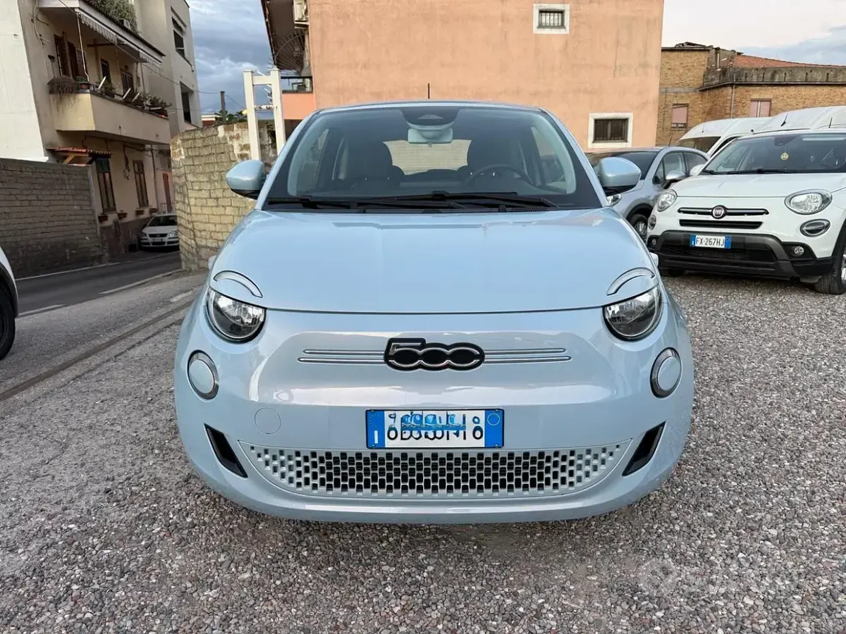 Usata Fiat 500e La Prima 42 kW (58 CV) 2021 Cabrio