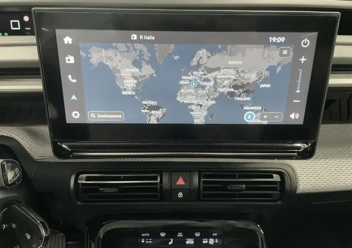 Nuova Citroën C3 PureTech 101 CV (74 kW) 2026 Bright blue SUV