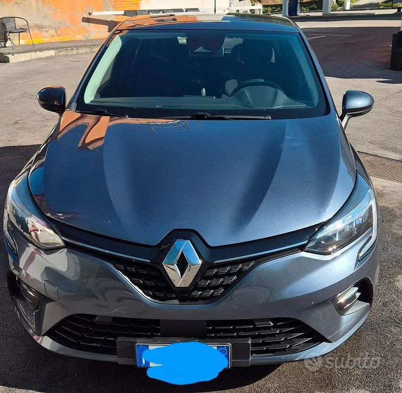 Usata Renault Clio V 101 CV (74 kW) 2021 Grigio Utilitaria