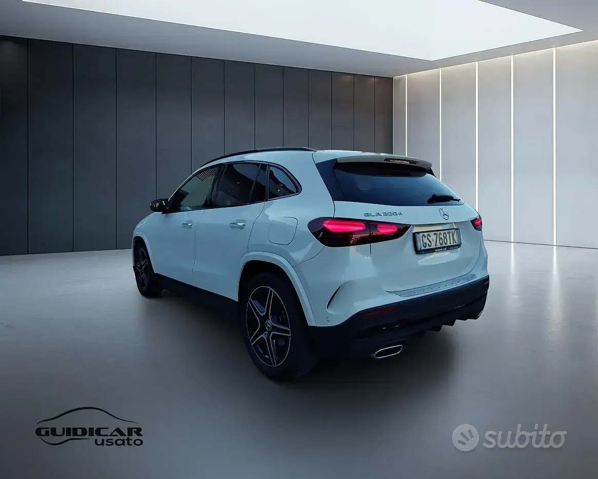 Usata Mercedes GLA200 Advanced Plus 150 CV (110 kW) 2024 Bianco SUV