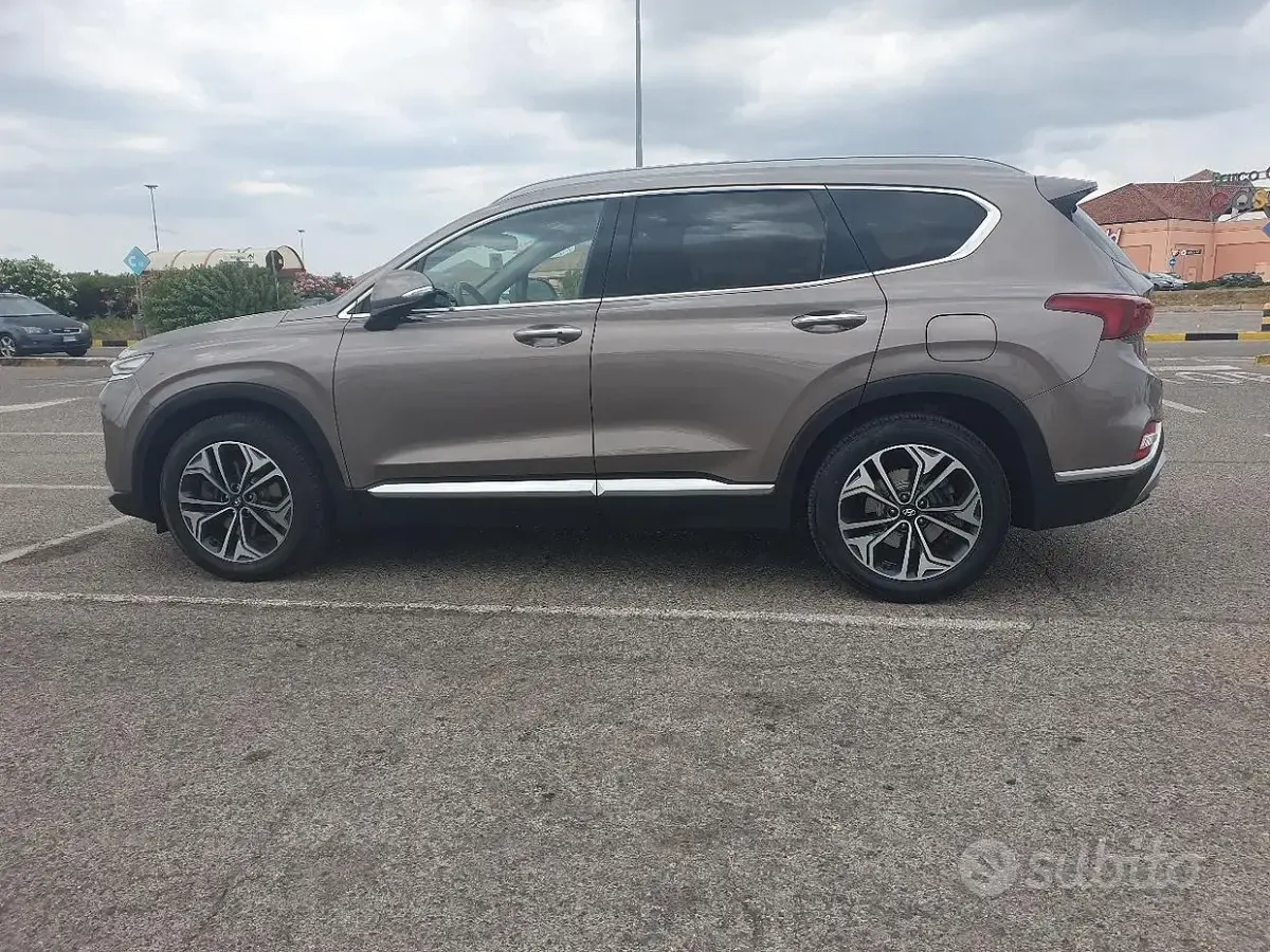 Usata Hyundai Santa Fe 200 CV (147 kW) 2019 Grigio SUV