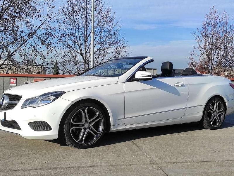Usata Mercedes E220 Premium 170 CV (125 kW) 2016 Bianco Cabrio
