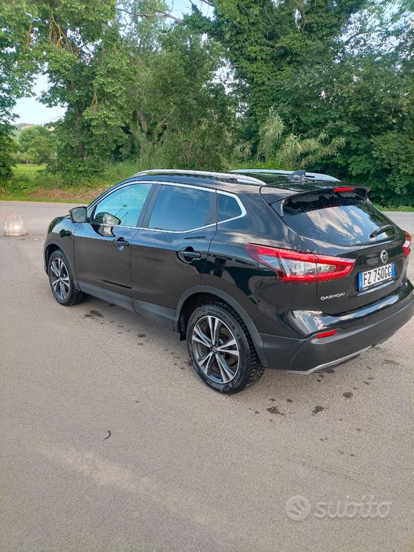 Usata Nissan Qashqai 150 CV (110 kW) 2020 Nero SUV