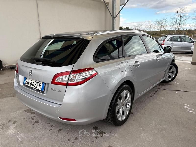 Usata Peugeot 508 Access 115 CV (84 kW) 2012 Argento Station wagon