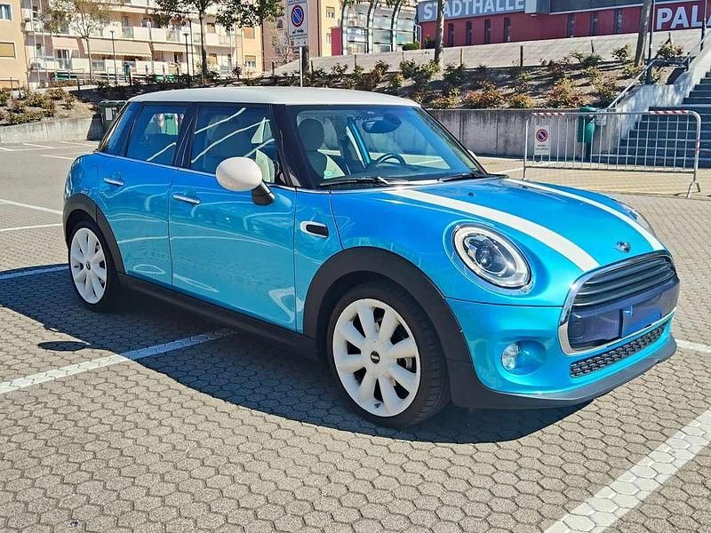Usata Mini Cooper D Hype 116 CV (85 kW) 2017 Blu/azzurro Utilitaria