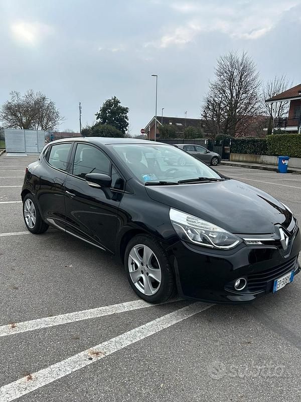 Usata Renault Clio IV 90 CV (66 kW) 2013 Nero Utilitaria