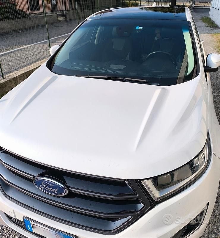Usata Ford Edge Sport 210 CV (154 kW) 2017 Bianco SUV