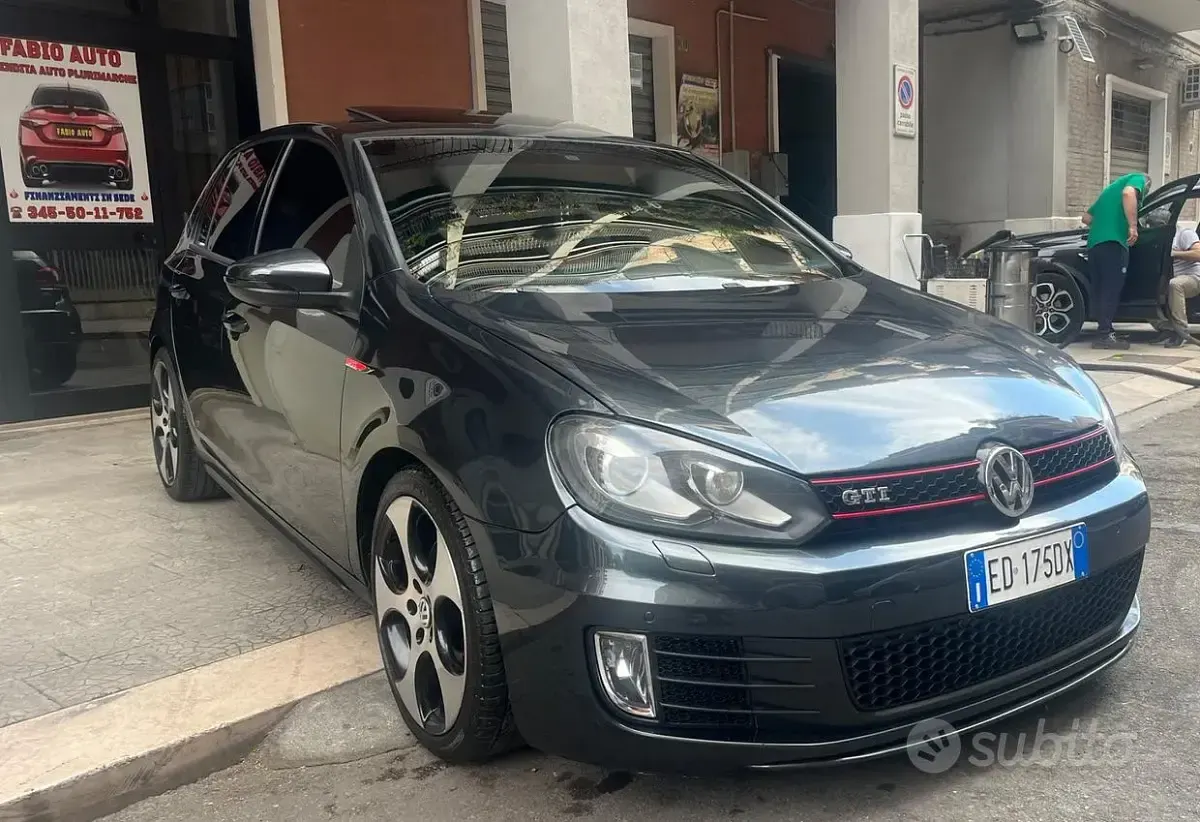 Usata VW Golf VI GTI 210 CV (154 kW) 2010 Grigio Utilitaria
