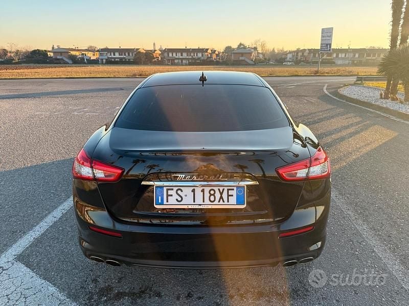 Usata Maserati Ghibli 430 CV (316 kW) 2018 Nero Berlina