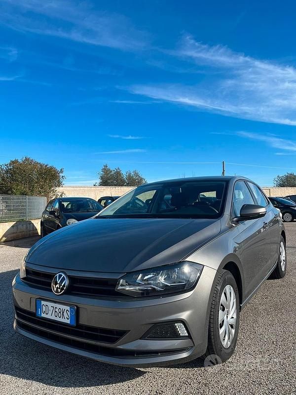 Usata VW Polo Highline 89 CV (65 kW) 2021 Grigio Berlina