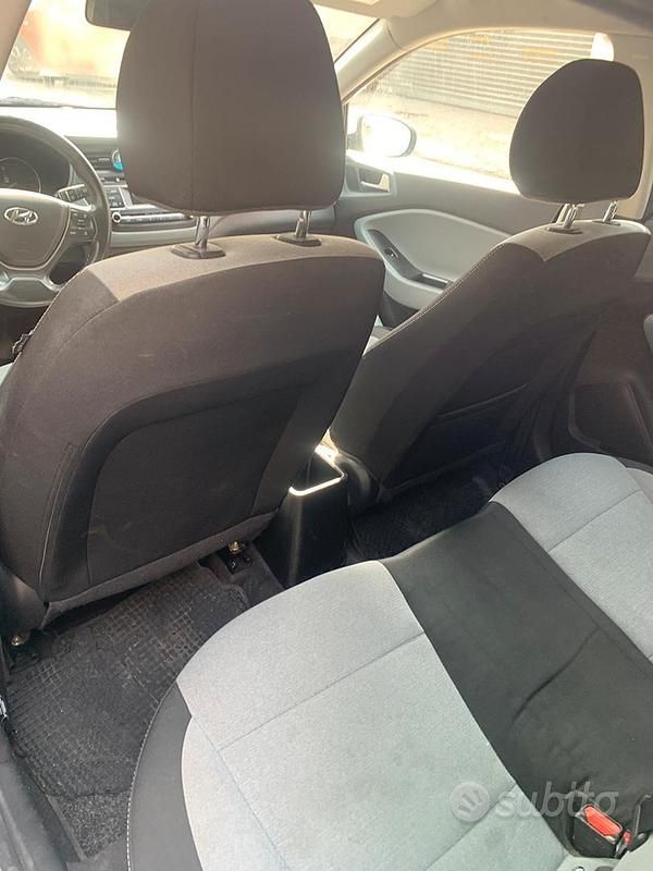 Usata Hyundai i20 2017 Bianco Berlina