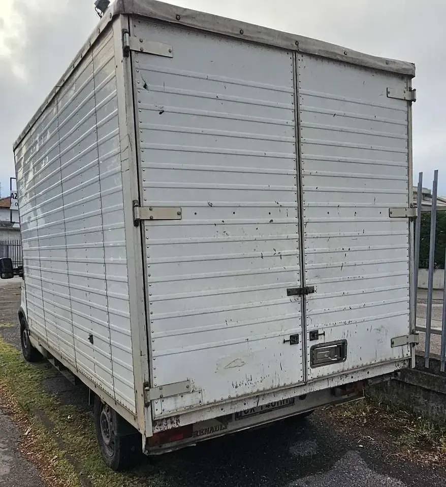 Usata Renault Master 114 CV (83 kW) 2005 Other