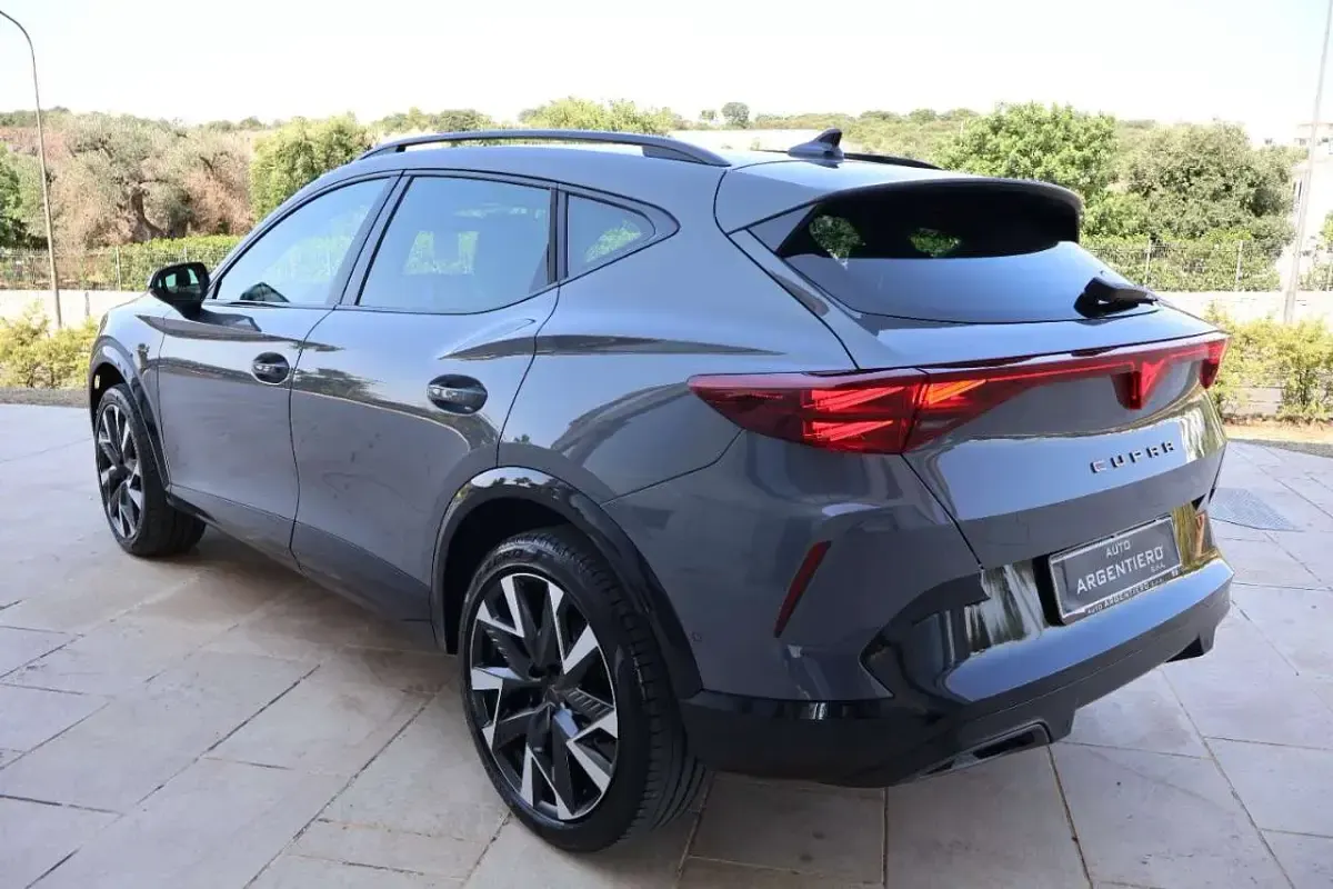 Usata Cupra Formentor 150 CV (110 kW) 2024 Grigio graphene met SUV